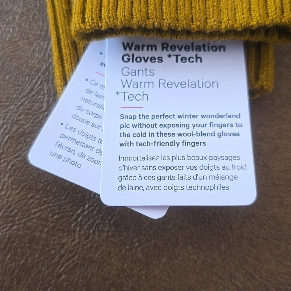 NWT Lululemon Women's Warm Revelation Gloves Tech-Friendly Size XS/S Color GLSC - Picture 4 of 6
